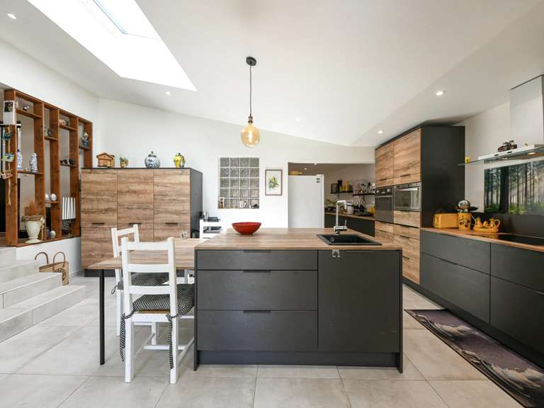 Maison Uzès - 3 chambres - 167m²