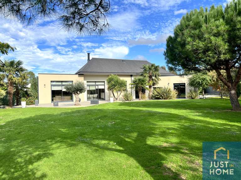 Maison Bretteville-l'Orgueilleuse - 4 chambres - 183m²
