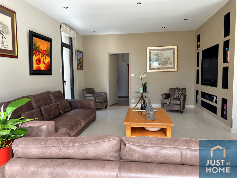 Maison Bretteville-l'Orgueilleuse - 4 chambres - 183m²