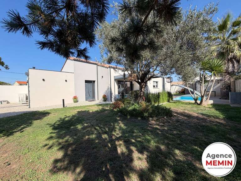 Maison Bretignolles-sur-Mer - 3 chambres - 156m²
