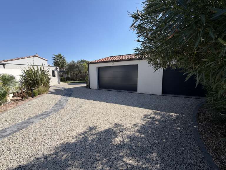 Maison Bretignolles-sur-Mer - 3 chambres - 156m²