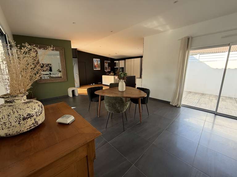 Maison Bretignolles-sur-Mer - 3 chambres - 156m²