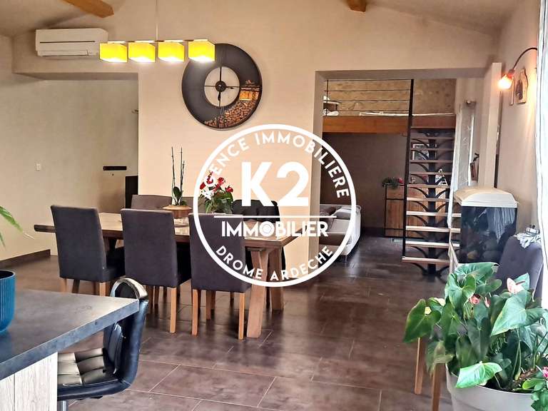Maison Montélimar - 3 chambres - 550m²