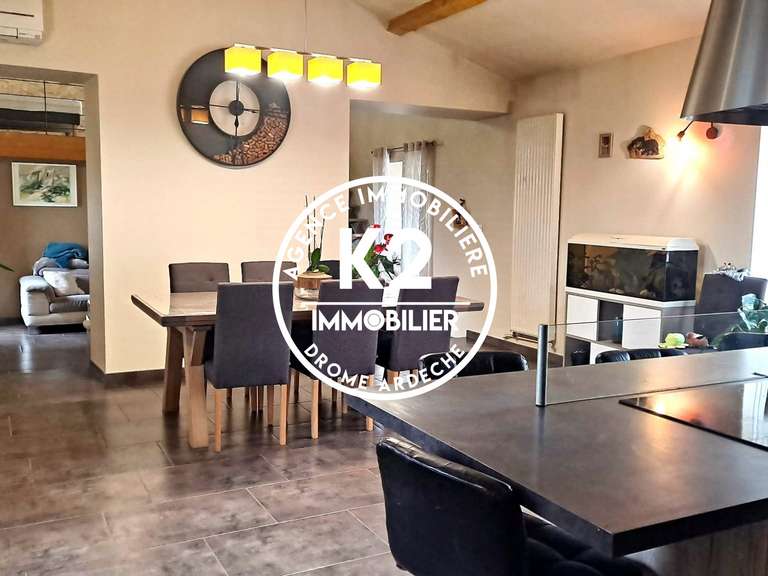 Maison Montélimar - 3 chambres - 550m²