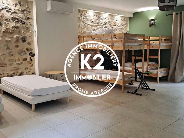 Maison Montélimar - 3 chambres - 550m²
