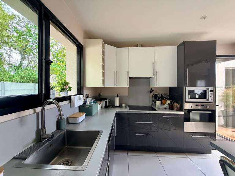 Villa Le Taillan-Médoc - 4 chambres - 135m²