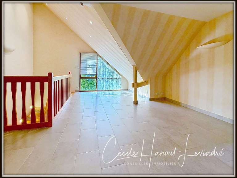 Maison Le Rheu - 7 chambres - 246m²