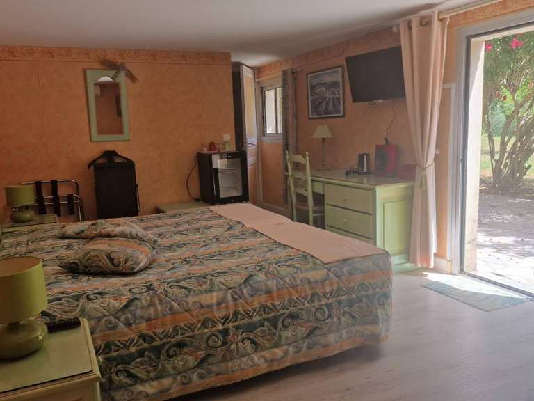 Maison Nîmes - 15 chambres - 570m²