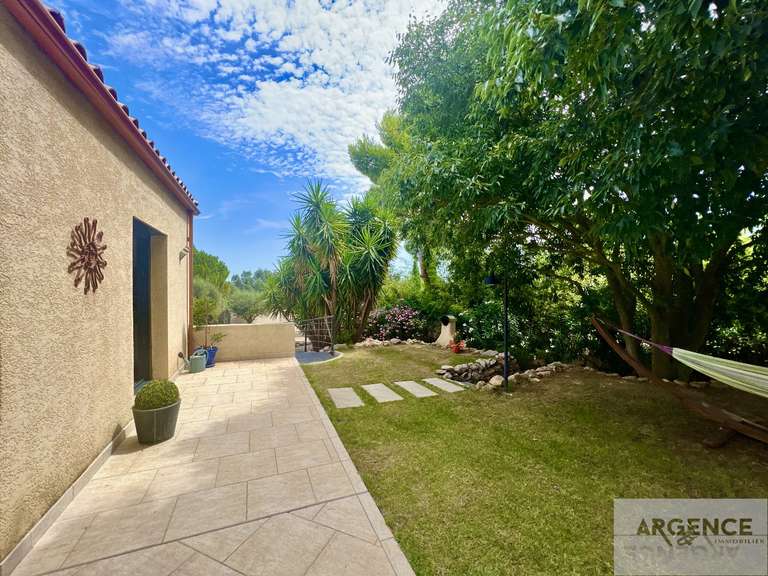 Maison Saint-Georges-d'Orques - 5 chambres - 254m²
