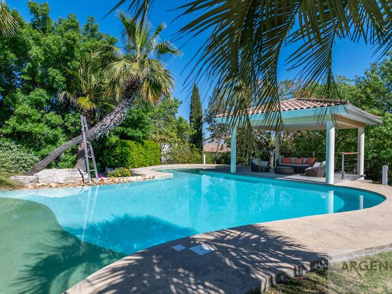 Maison Saint-Mathieu-de-Tréviers - 6 chambres - 275m²