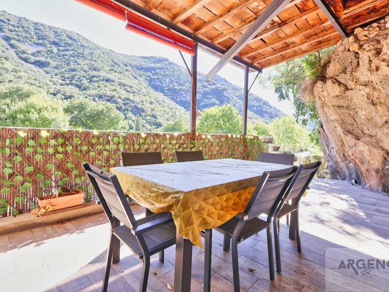 Maison Saint-Guilhem-le-Désert - 6 chambres - 291m²