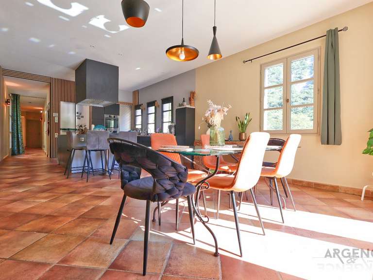 Maison Saint-Guilhem-le-Désert - 6 chambres - 291m²