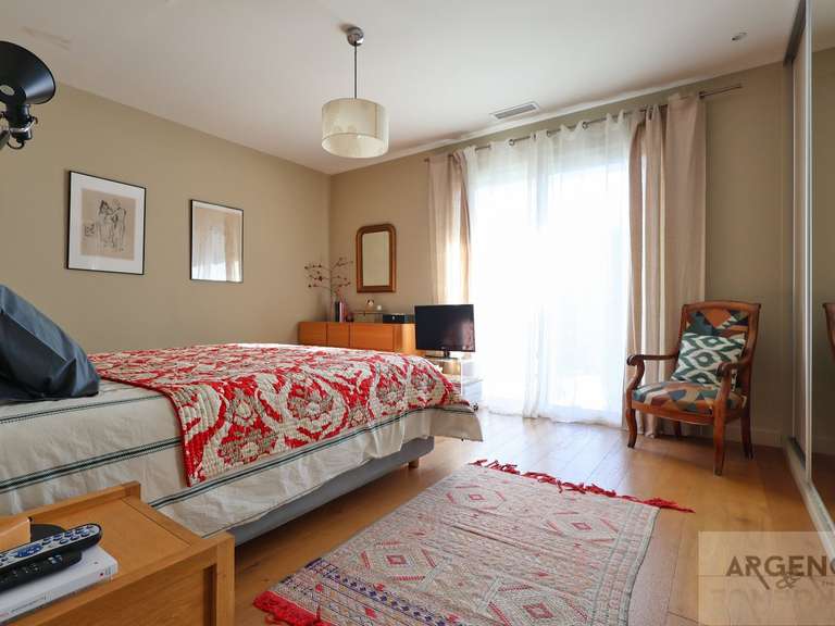 Maison Juvignac - 4 chambres - 200m²
