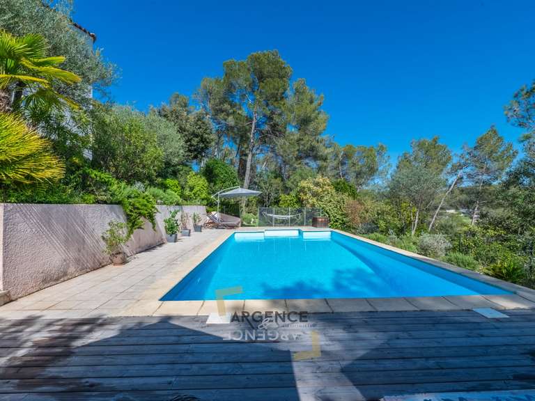 Maison Montferrier-sur-Lez - 4 chambres - 208m²