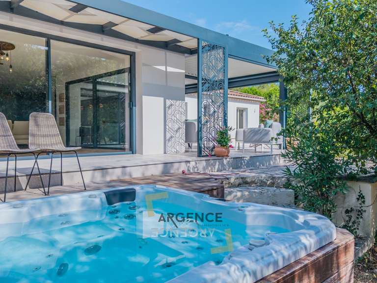 House Saint-Clément-de-Rivière - 7 bedrooms - 230m²