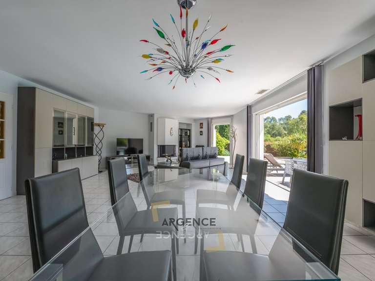 House Saint-Clément-de-Rivière - 5 bedrooms - 240m²