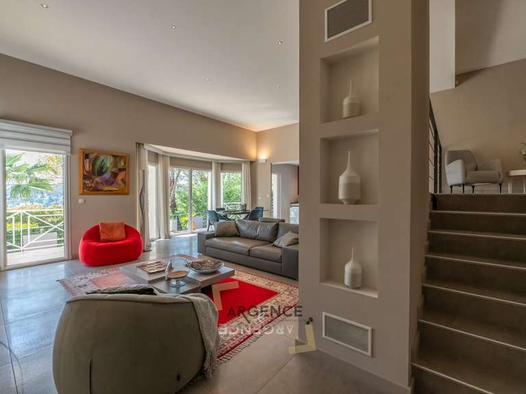 Maison Saint-Gély-du-Fesc - 4 chambres - 180m²