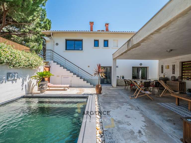 Maison Castelnau-le-Lez - 4 chambres - 195m²