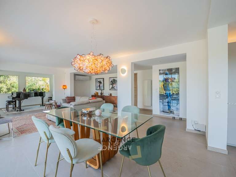 Maison Saint-Clément-de-Rivière - 4 chambres - 165m²