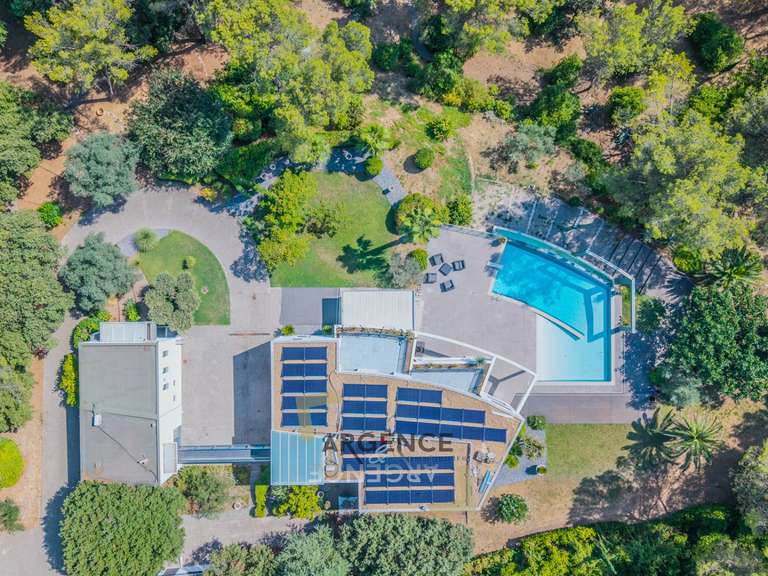 Maison Saint-Gély-du-Fesc - 7 chambres - 496m²