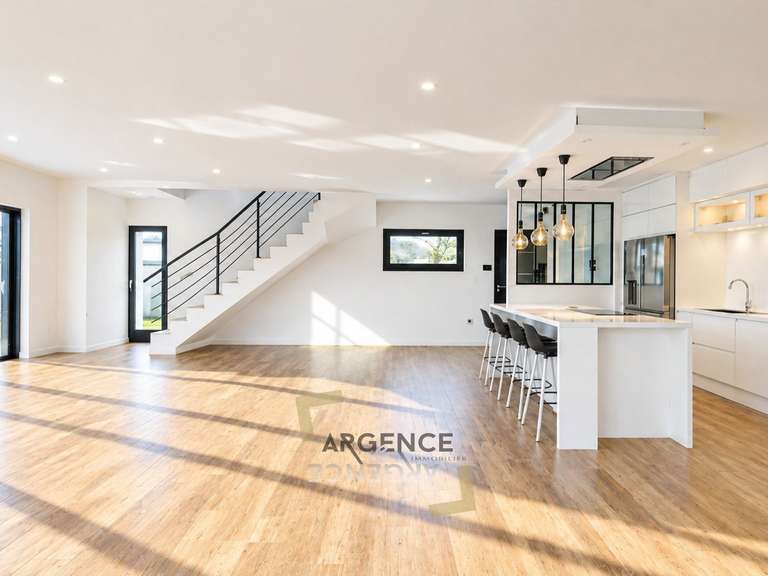 Maison Saint-Aunès - 3 chambres - 155m²