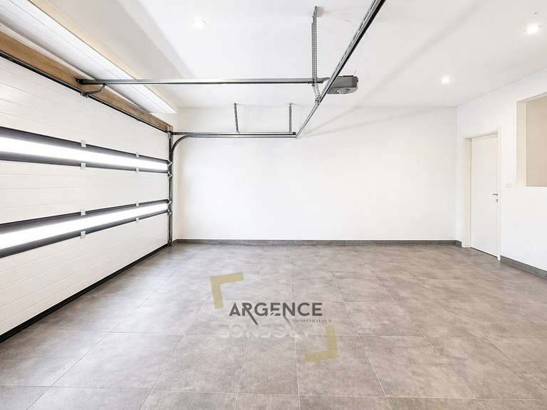 Maison Saint-Aunès - 3 chambres - 155m²