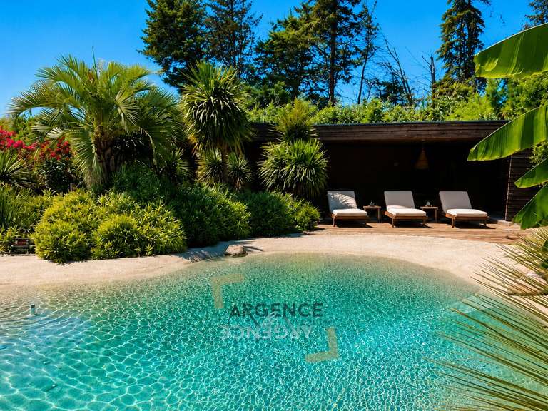 Maison Lattes - 4 chambres - 241m²