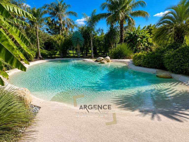 House Lattes - 4 bedrooms - 241m²