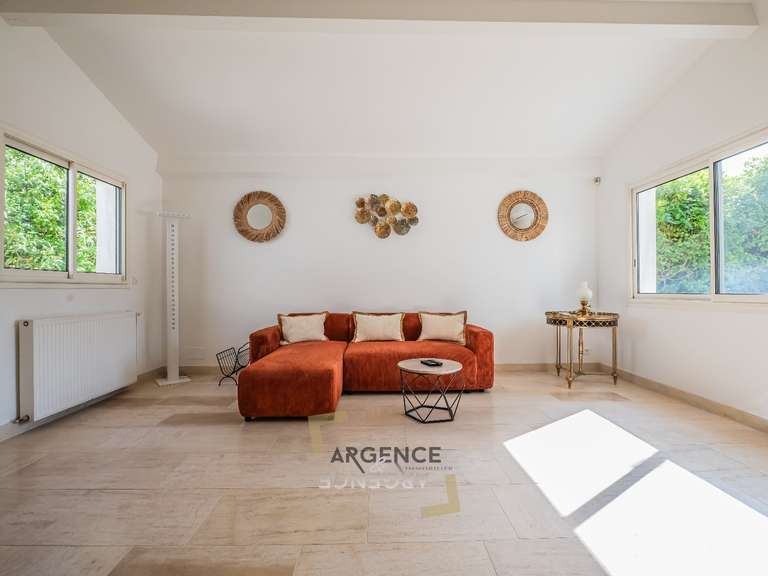 House Castries - 4 bedrooms - 209m²
