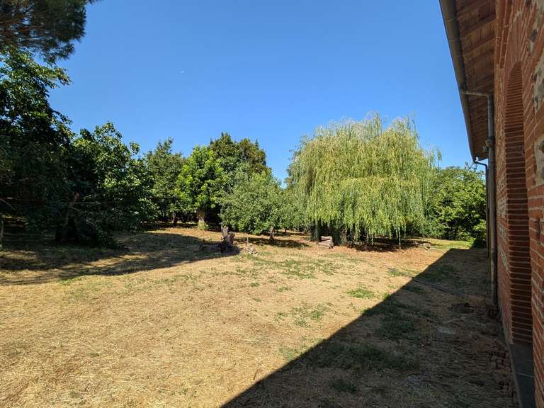 Maison Montgiscard - 2 chambres - 650m²