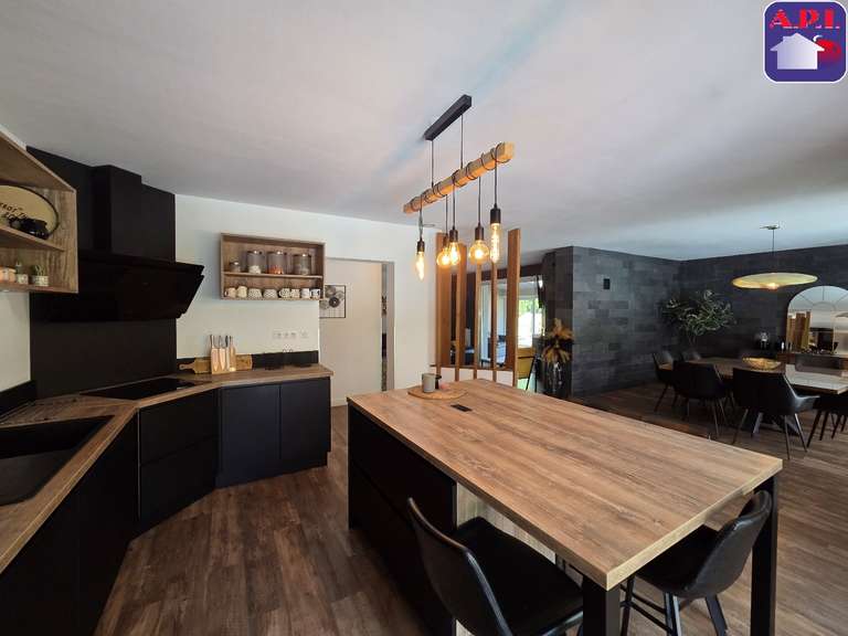 House Ax-les-Thermes - 5 bedrooms - 201m²