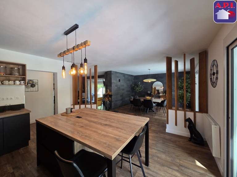 House Ax-les-Thermes - 5 bedrooms - 201m²