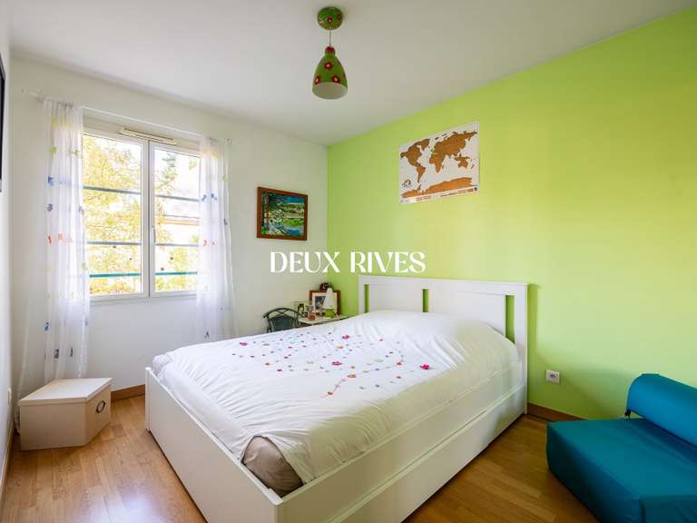 Maison Orvault - 5 chambres - 201m²