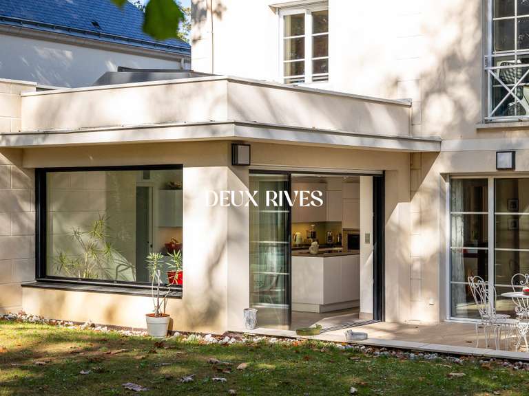 Maison Orvault - 5 chambres - 201m²