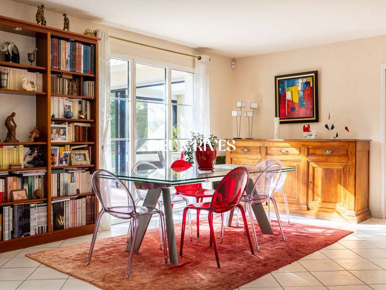 Maison Orvault - 5 chambres - 201m²