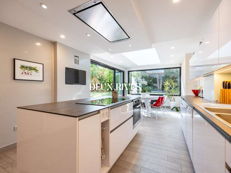 Maison Orvault - 5 chambres - 201m²
