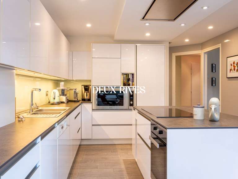 Maison Orvault - 5 chambres - 201m²