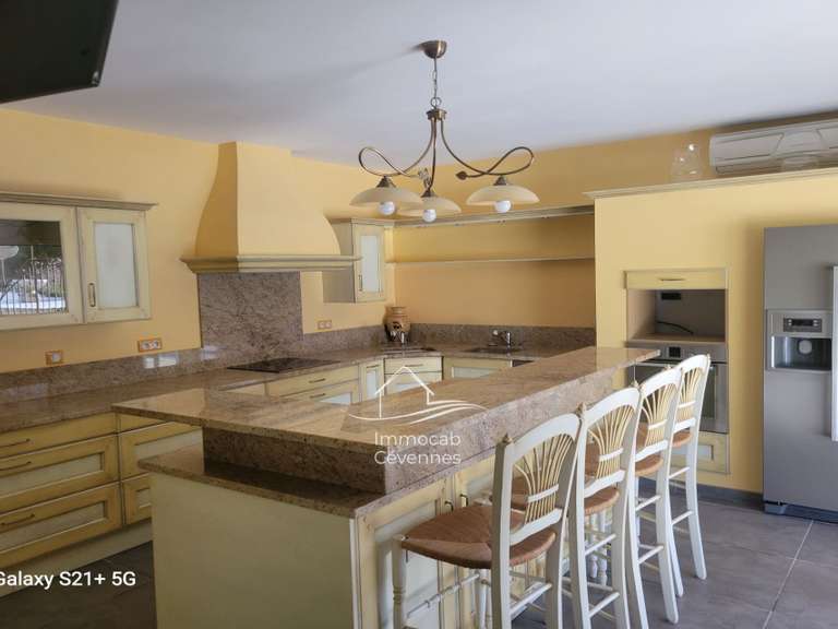 Maison Alès - 3 chambres - 230m²