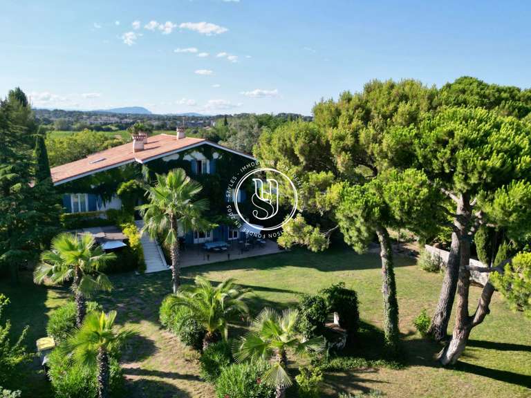 Maison Montpellier - 18 chambres - 627m²