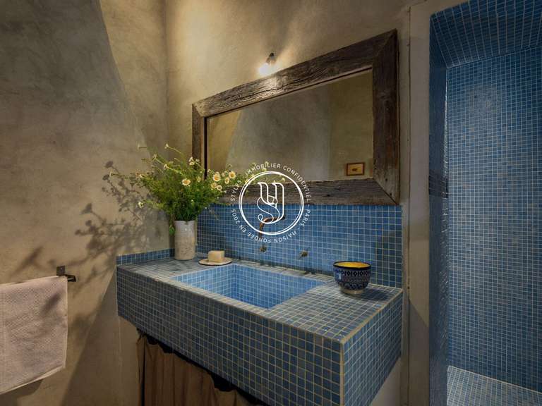 Maison Uzès - 11 chambres - 390m²