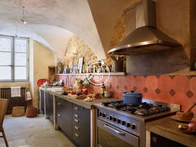 Maison Uzès - 11 chambres - 390m²