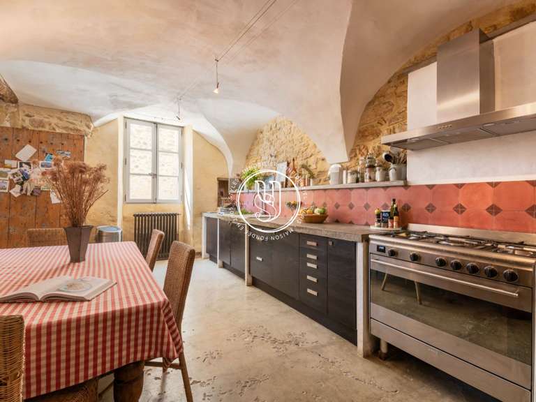 Maison Uzès - 11 chambres - 390m²