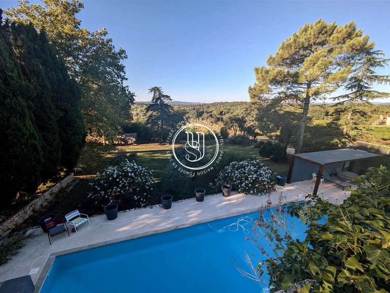 Maison Barjac - 7 chambres - 321m²