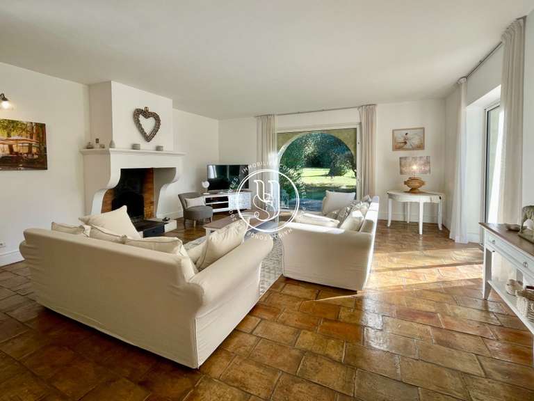 Maison Uzès - 4 chambres - 243m²