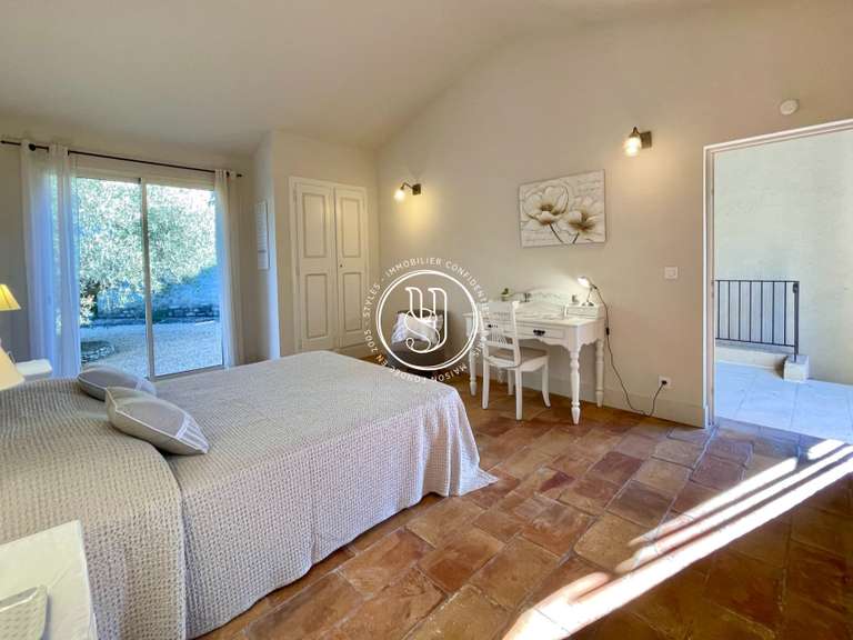 Maison Uzès - 4 chambres - 243m²