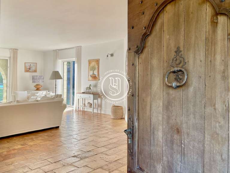 Maison Uzès - 4 chambres - 243m²