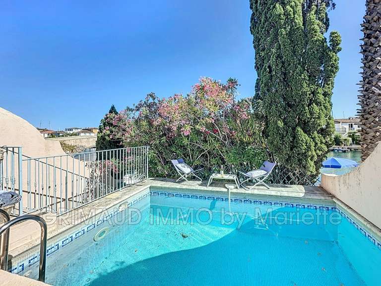 Maison Grimaud - 3 chambres - 77m²