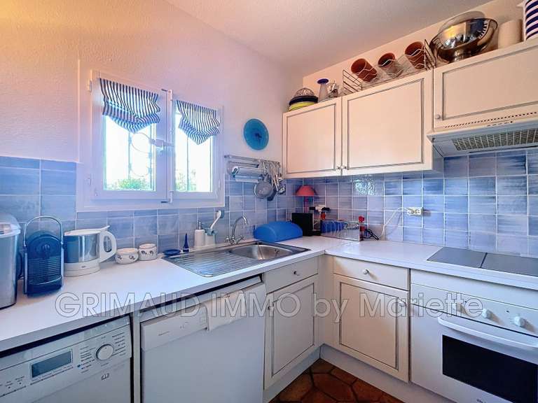 Maison Grimaud - 3 chambres - 77m²