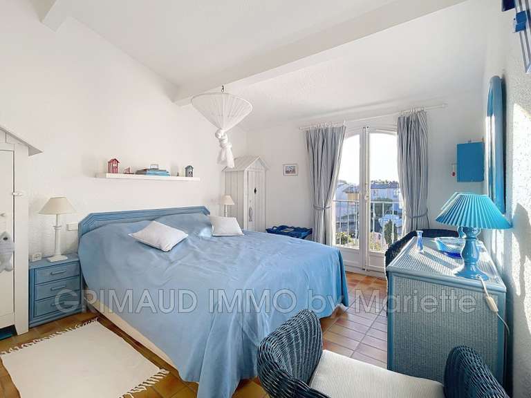 Maison Grimaud - 3 chambres - 77m²