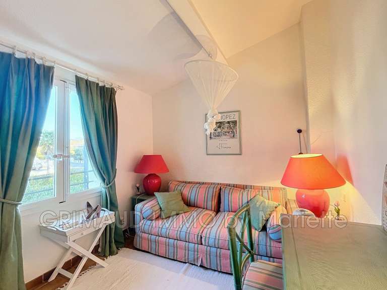 Maison Grimaud - 3 chambres - 77m²